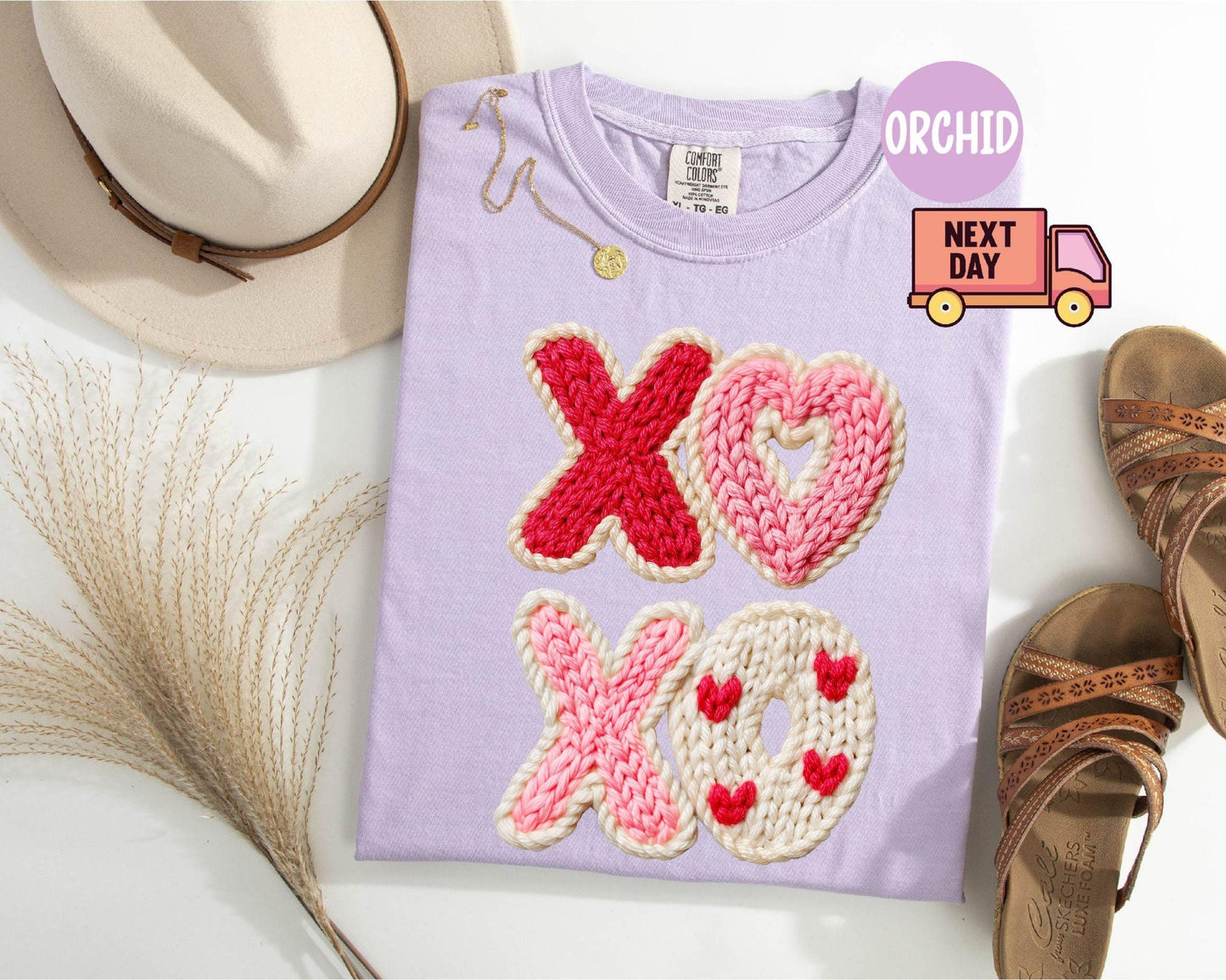 Comfort Colors® Faux Yarn XOXO Shirt, Coquette Bow Valentines T-Shirt, Valentines Day Shirt, Womens Valentine Shirt, Valentine's Day Gift
