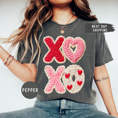 Comfort Color® Faux Yarn XOXO Shirt, Coquette Bow Valentines Tshirt, Valentines Day Shirt, Womens Valentine Tee, Valentine's Day Gift